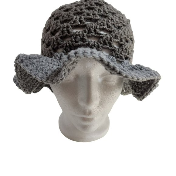 Bucket Hat granny handknit shades of grey sun hat - Picture 8 of 10